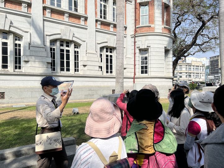 跟著皇太子遊台南!搜尋鹽村記憶 台江國家公園推限量遊程