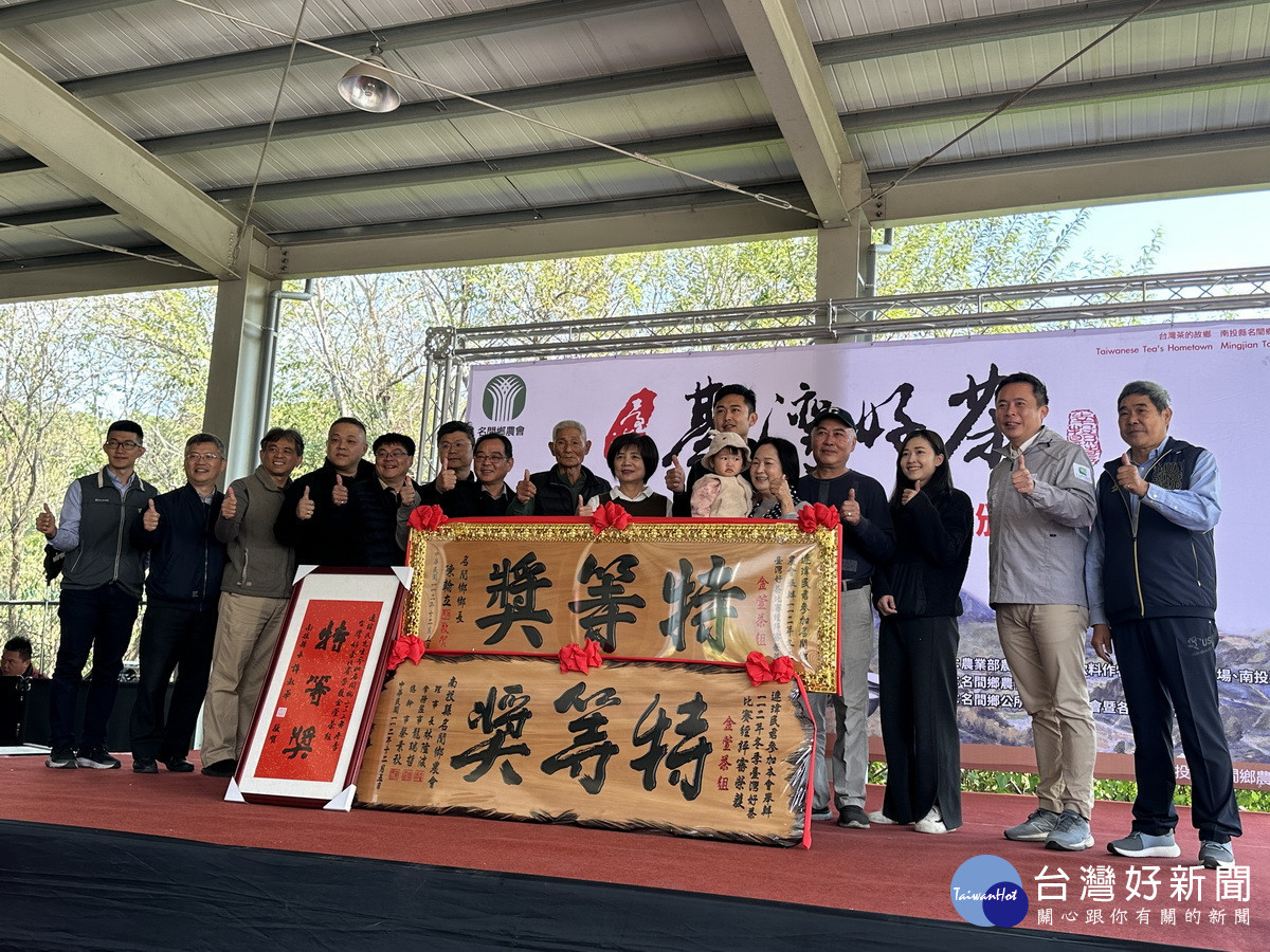 金萱組連瑋民獲特等獎。(記者扶小萍攝)