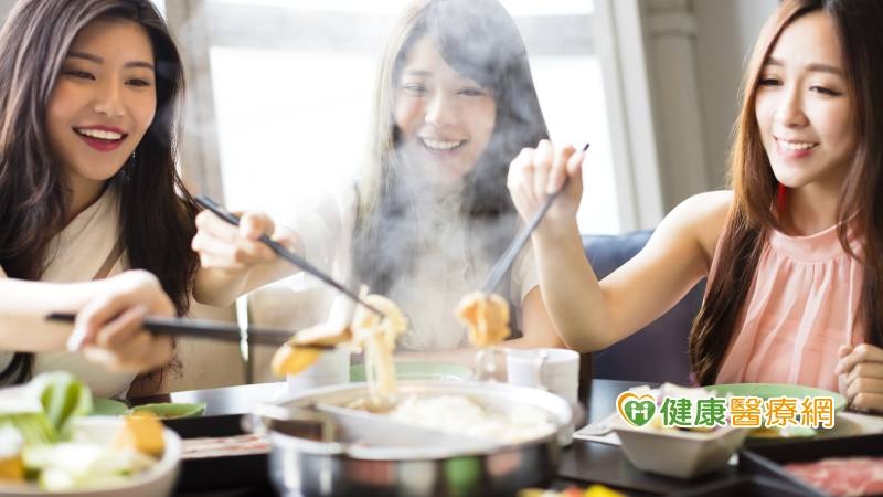 吃火鍋可以減肥嗎? 減重名醫:掌握3關鍵也可吃到飽