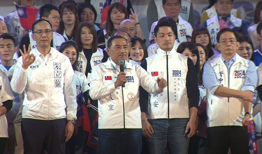 朱立倫喊國民黨有決心要改革 侯友宜:上天留他一命就是要顧台灣 222 朱立倫喊國民黨有決心要改革 侯友宜:上天留他一命就是要顧台灣 221