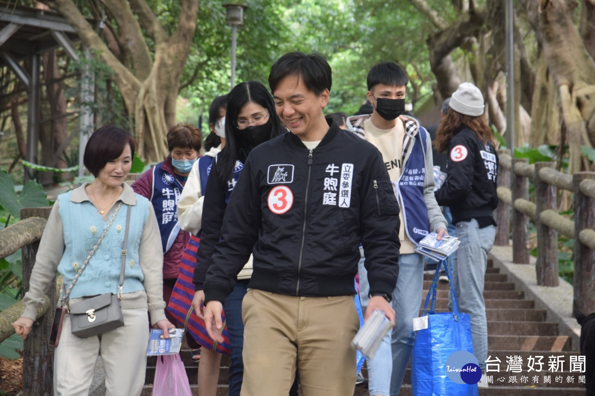 選戰黃金週桃市一選區競爭激烈 新人牛煦庭挑戰政治明星鄭運鵬