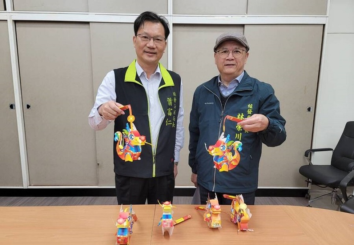 台南鹽水觀光美食城逛燈節送提燈