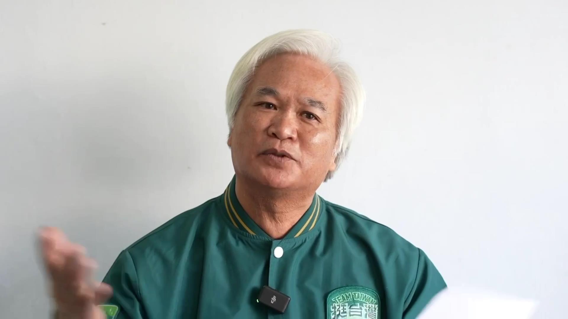▲擔任吳音寧競選團隊副總幹事黃盛祿針對指控提出反駁。（記者張溎壕攝）