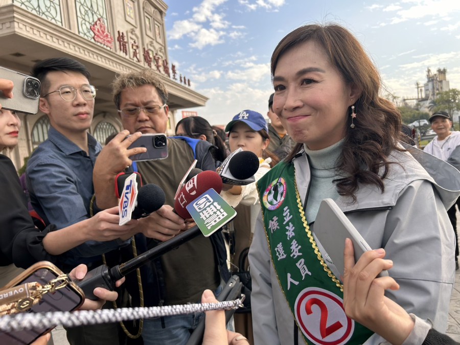被爆介入婚姻 林宜瑾將提告對手:選舉選到這樣很悲哀 226 被爆介入婚姻 林宜瑾將提告對手:選舉選到這樣很悲哀 225
