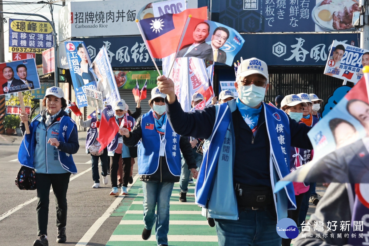 來自美國、日本、香港、紐西蘭、澳洲、南非、泰國等國的海外僑胞,特地前來為江啟臣助選。