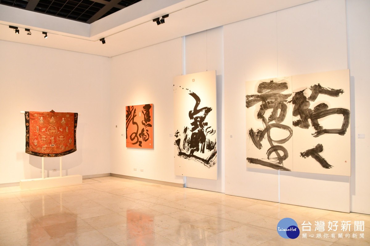 請眾仙迎神–宮廟藝術展。圖/記者鄧富珍攝