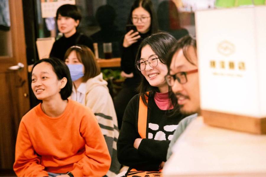 放下手機!詩人徐珮芬邀民眾線下實體「心交」 206 放下手機!詩人徐珮芬邀民眾線下實體「心交」 205