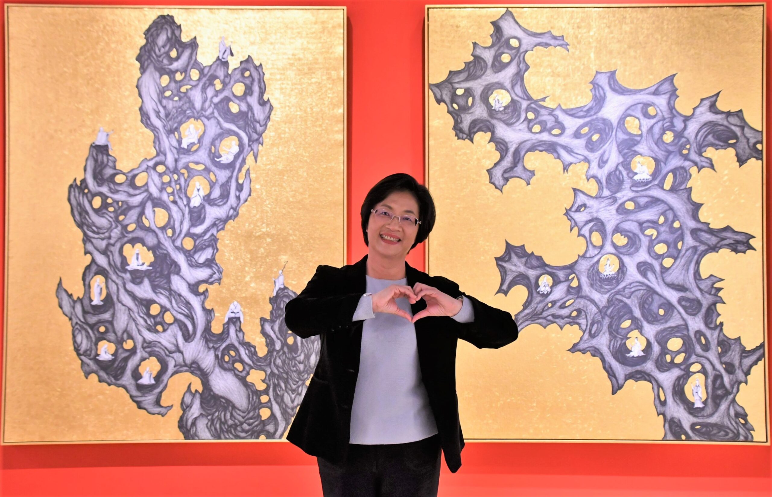 ▲慶祝彰化縣建縣300年,「請眾仙迎神–宮廟藝術展」於彰化縣立美術館展出,展覽時間延續至113年2月18日,展出58位藝術家的109件作品,呈現宮廟藝術的豐富面貌。(記者張溎壕攝)