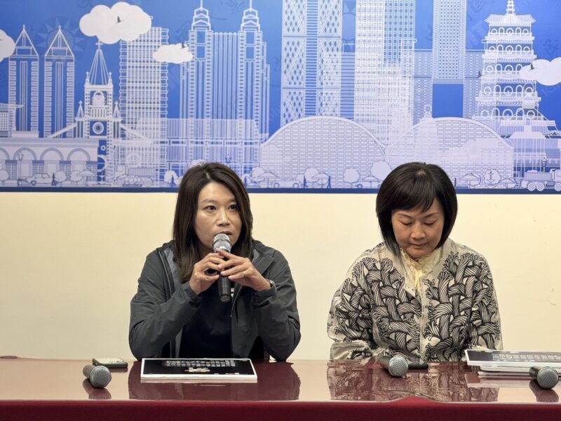 請李柏毅別再閃躲，國民黨直球對決提出三個問題
