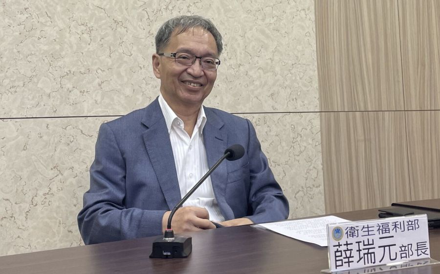 侯辦秀證據指「衛福部要求高端保密」 薛瑞元回嗆:有人看不懂國字! 214 侯辦秀證據指「衛福部要求高端保密」 薛瑞元回嗆:有人看不懂國字! 213