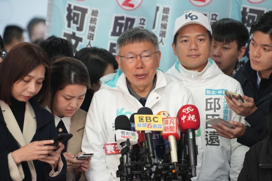 馬英九喊兩岸必須相信習近平 柯文哲直呼太危險 218 馬英九喊兩岸必須相信習近平 柯文哲直呼太危險 217