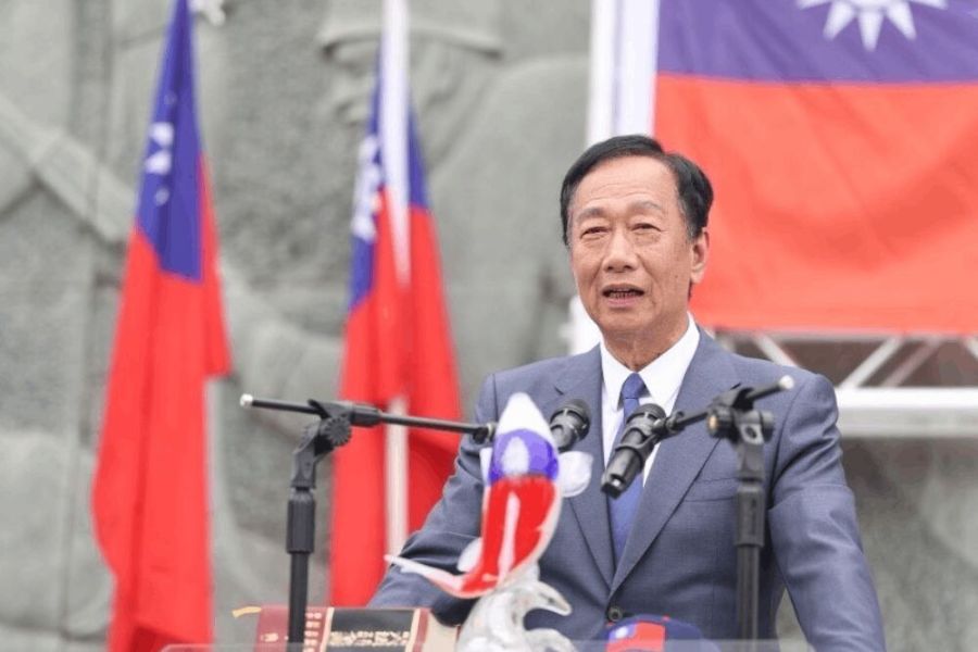 【有影】媒體散播假郭董公開信挺侯康 黃國昌爆「董事是黃子哲」 213 照片來源:郭台銘臉書
