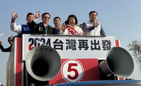 郭台銘好友宣明智力挺張秀華拜票 呼籲搶救郭台銘票投侯友宜