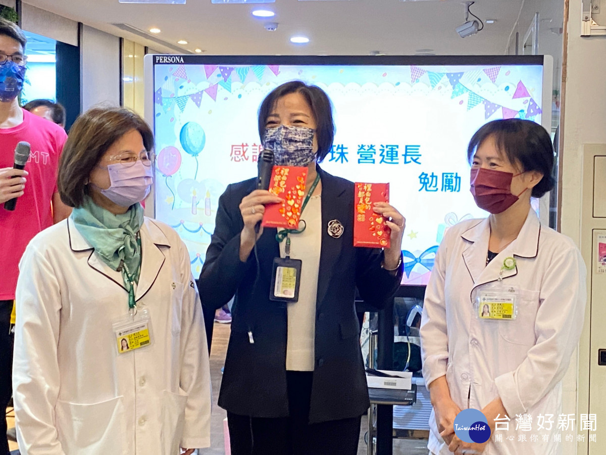 彰化秀傳醫檢師暨藥師節活動 ,宣導防蚊四寶、中西我都藥。圖/記者鄧富珍翻攝