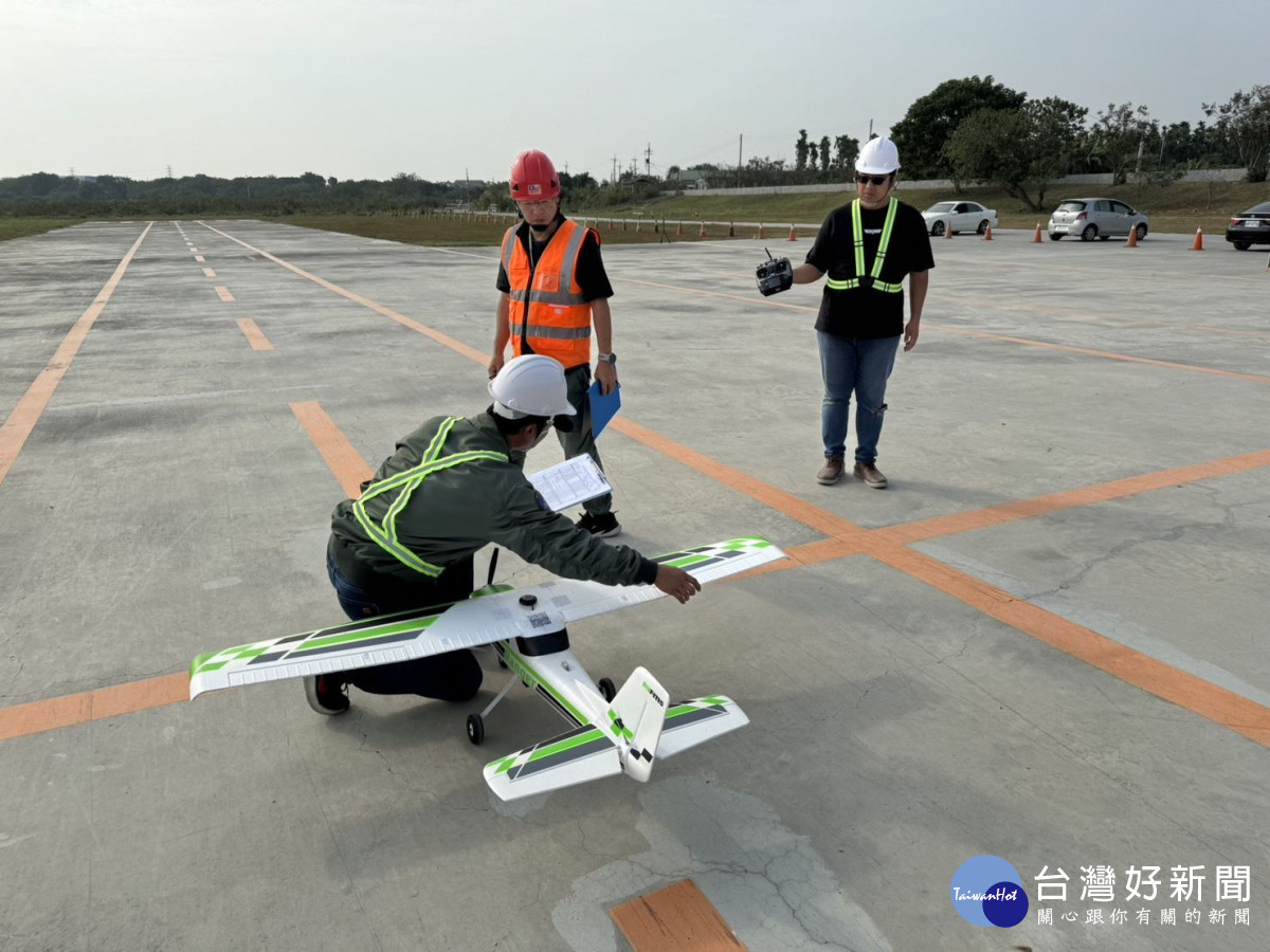 屏東無人機飛行場開考定翼機　南部飛友考照免奔波