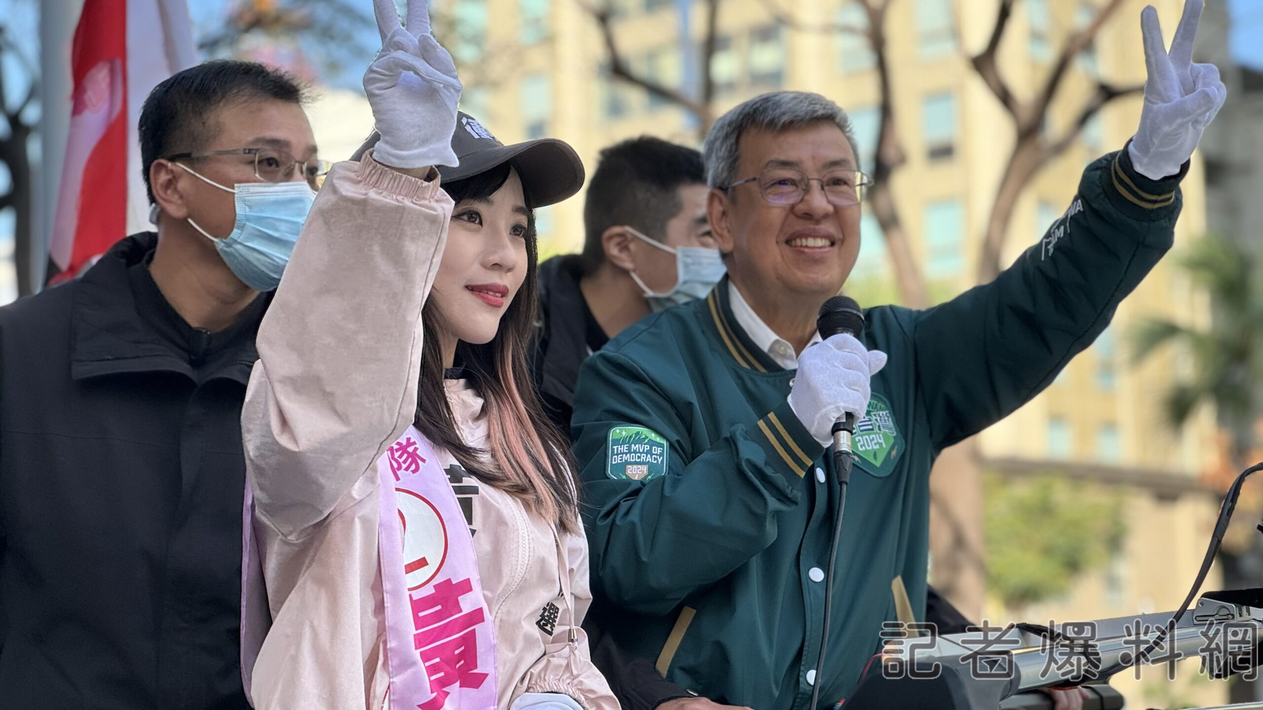 0112-▲行政院長陳建仁今日南下高雄輔選。（圖／記者金東天攝）