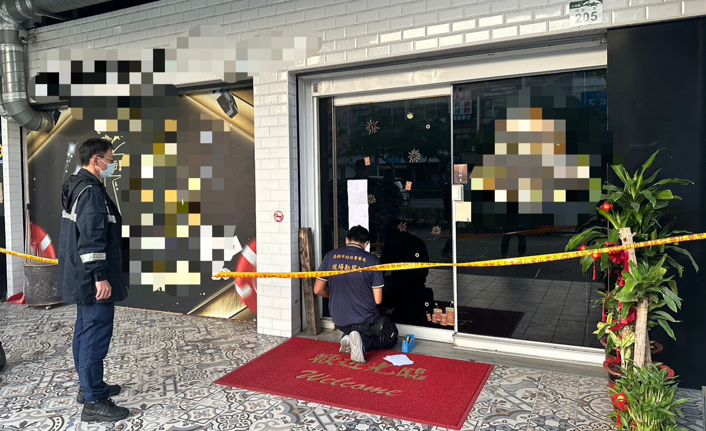 高雄桌遊店打烊前驚傳槍擊案 歹徒持鎮暴槍朝天花板開槍 天花板碎片砸中女員工頭部 三民一警追緝中。〈圖/記者蔡宗武翻攝〉