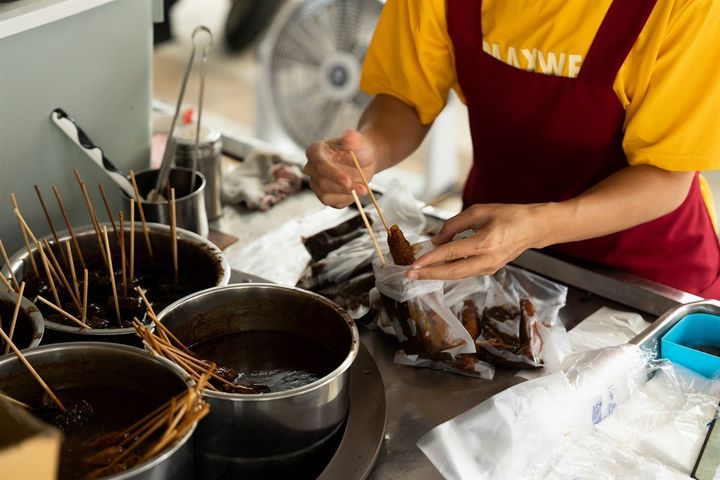 超美落羽松！仙境「西」遊記 騎乘綠能電動車嚐美食、賞美景