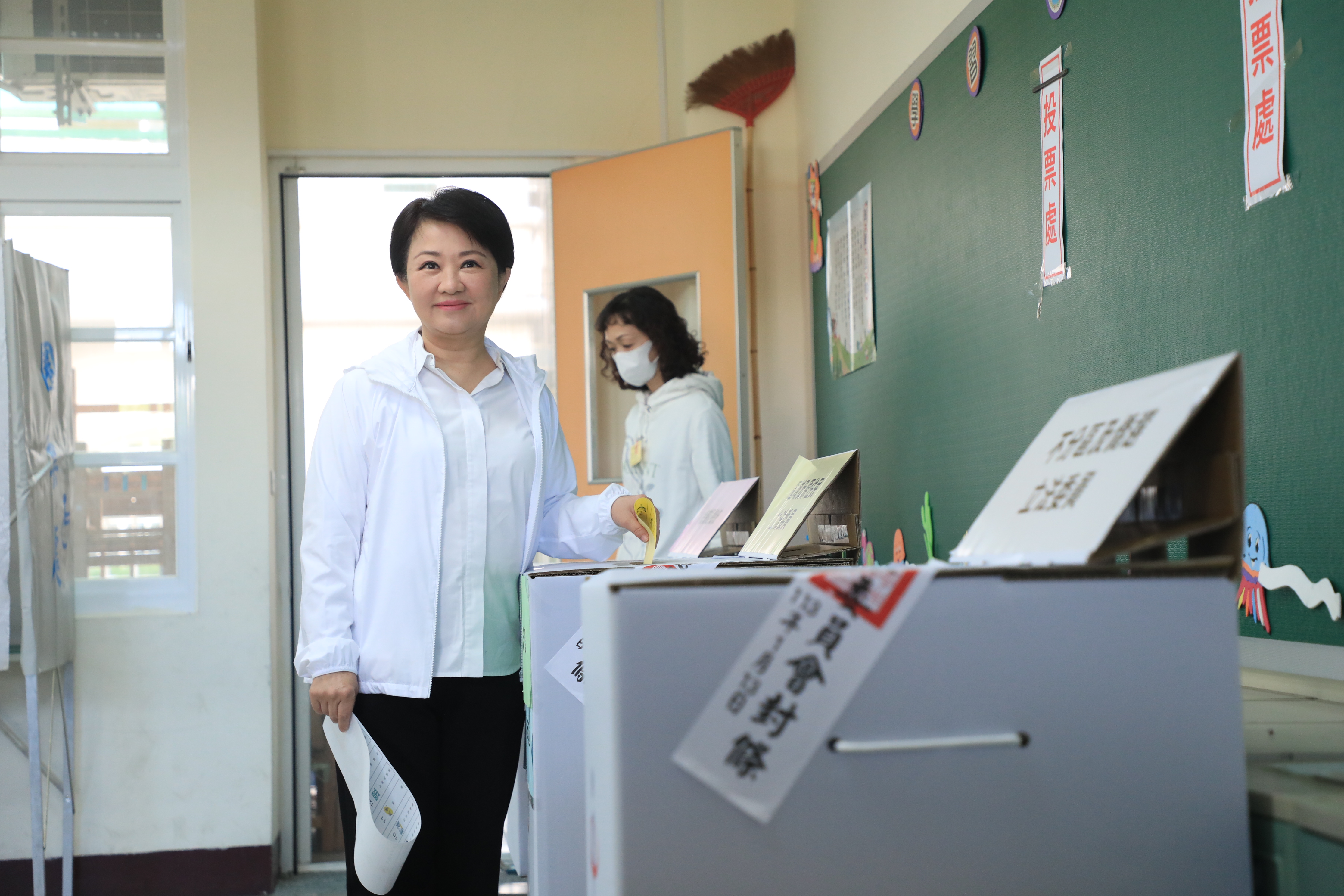 感謝台中2萬名選務人員辛勞　盧秀燕：投票是維護國家的力量