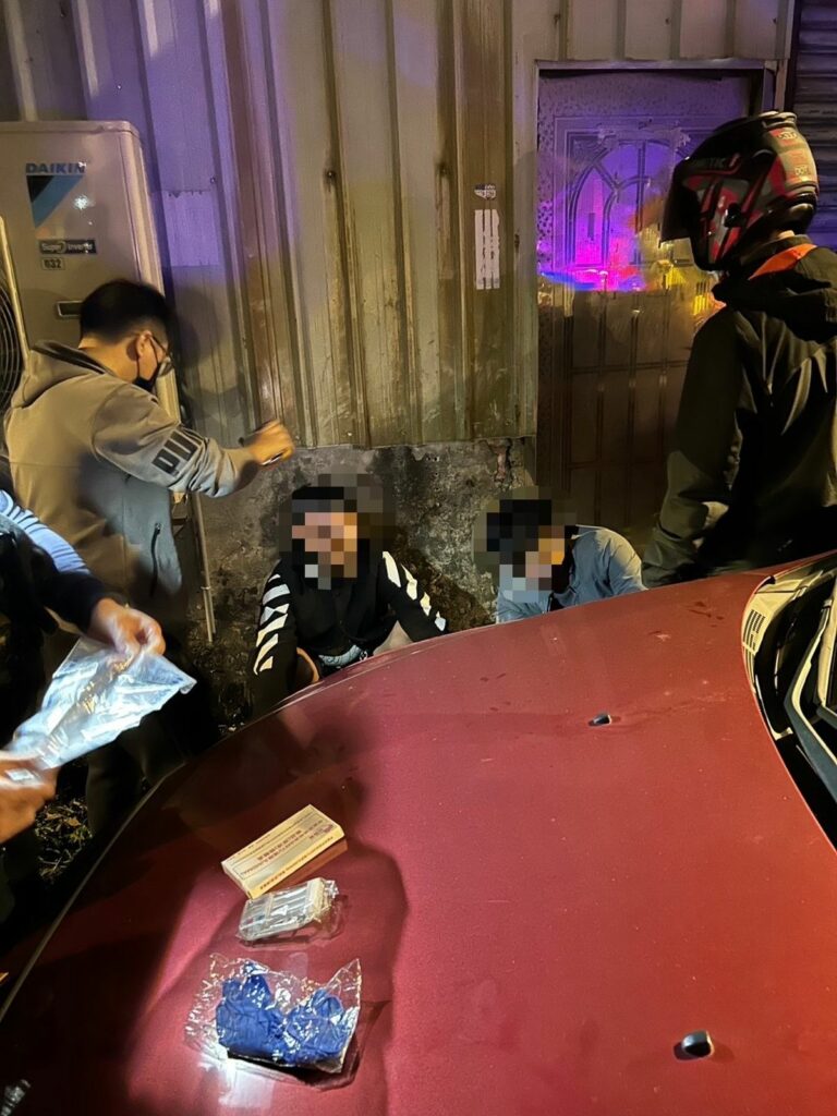 逮捕詐欺車手畫面