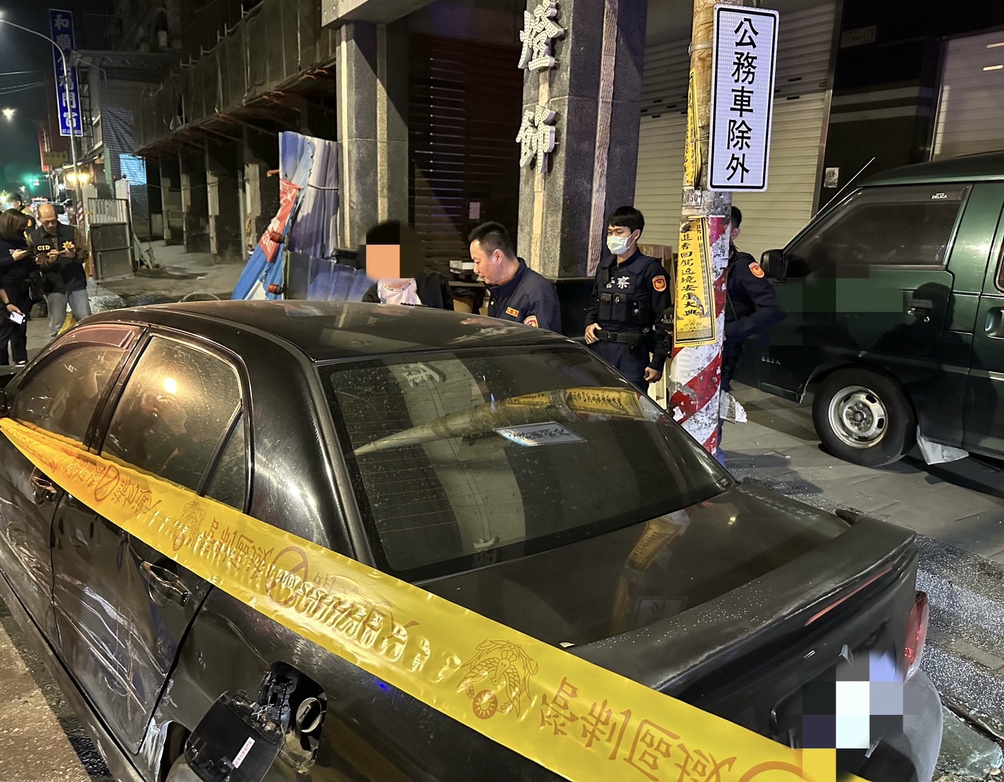 ▲警方立即快速出動前往事發地點，迅速處置現場情況。〈圖/記者蔡宗武翻攝〉