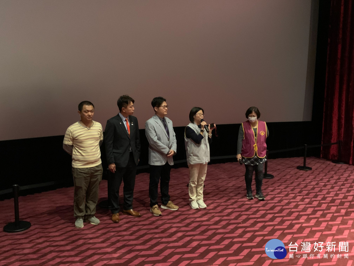 嘉義北區扶輪社贊助公益包場電影特映活動/陳致愷翻攝
