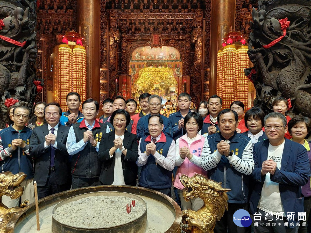北斗奠安宮媽祖盃第八屆全國花燈彩繪大賽 現場大小朋友踴躍參與同樂揮灑創意