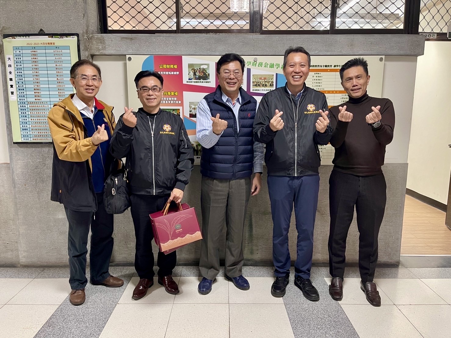 ▲為協助榮民及第二類退役官兵在就學、職訓及就業方面的需求，彰化縣榮民服務處造訪大葉大學，雙方就推動產學合作、產訓合作專案展開討論。（記者張溎壕攝）