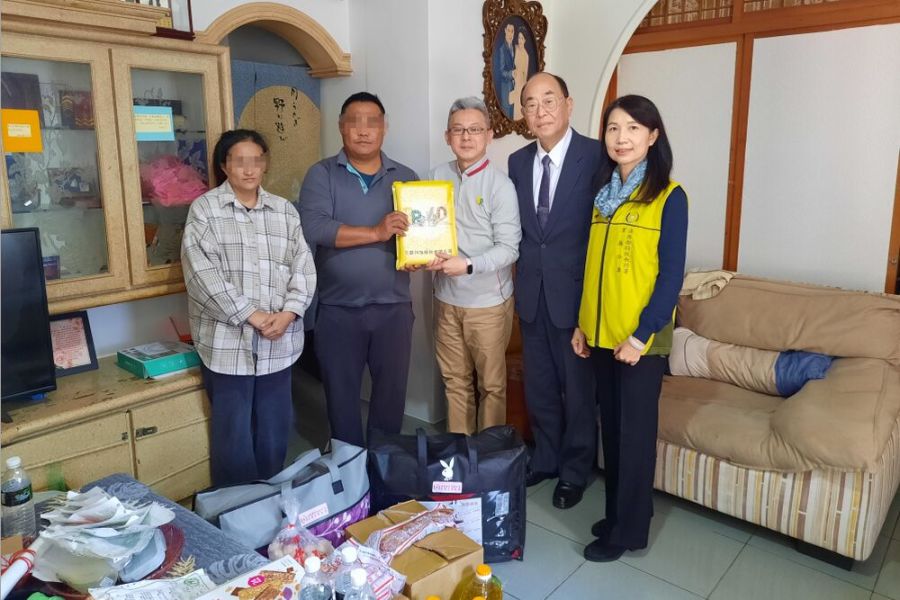 弱勢民眾欠繳牌照稅 宜蘭分署臘月送暖助就業 234 弱勢民眾欠繳牌照稅 宜蘭分署臘月送暖助就業 233
