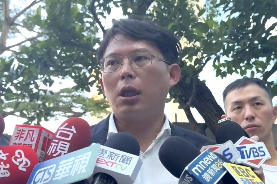 【有影】關鍵少數立法院長挺誰?黃國昌賣關子:明早說明 218 【有影】關鍵少數立法院長挺誰?黃國昌賣關子:明早說明 217
