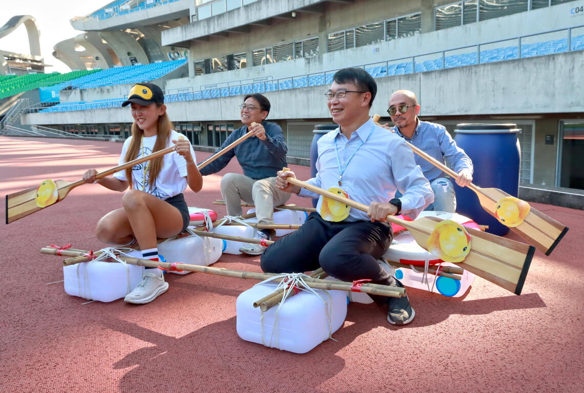 漾新聞|愛河創意造筏大賽比創意也比速度搶萬元獎金
