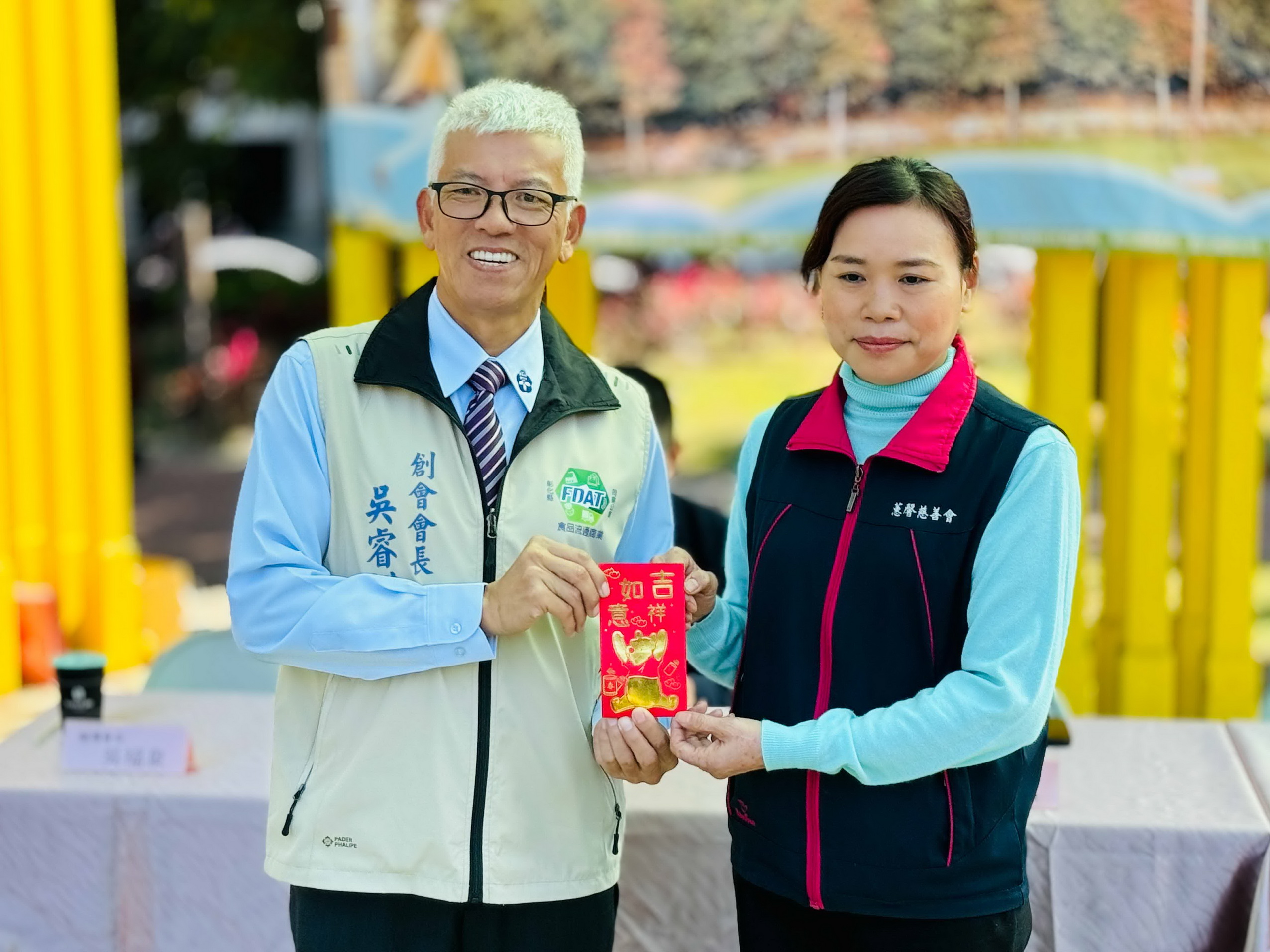 ▲彰化縣食品流通商業同業公會將舉辦「2024彰化年貨大街公益拍賣暨節能減碳」活動，活動將結合年貨市集、美食攤位、音樂表演、摸彩活動以及公益拍賣，為弱勢團體籌措資金。（記者張溎壕攝）