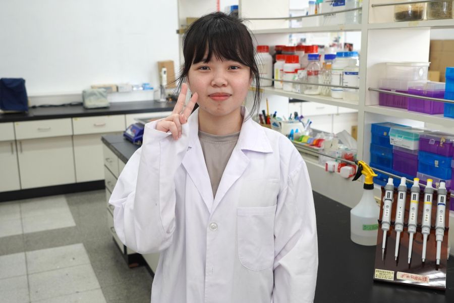 大葉大學許慈恩以台大為目標 成功錄取台大藥學系碩士班