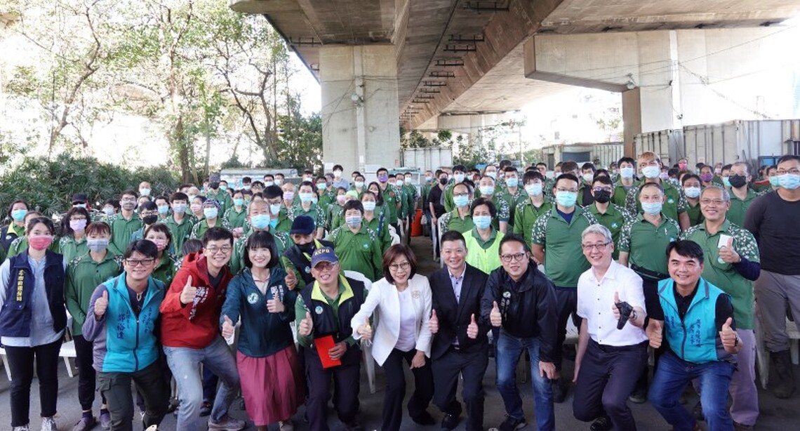 高市清潔隊員終於可以在除夕回家圍爐了!