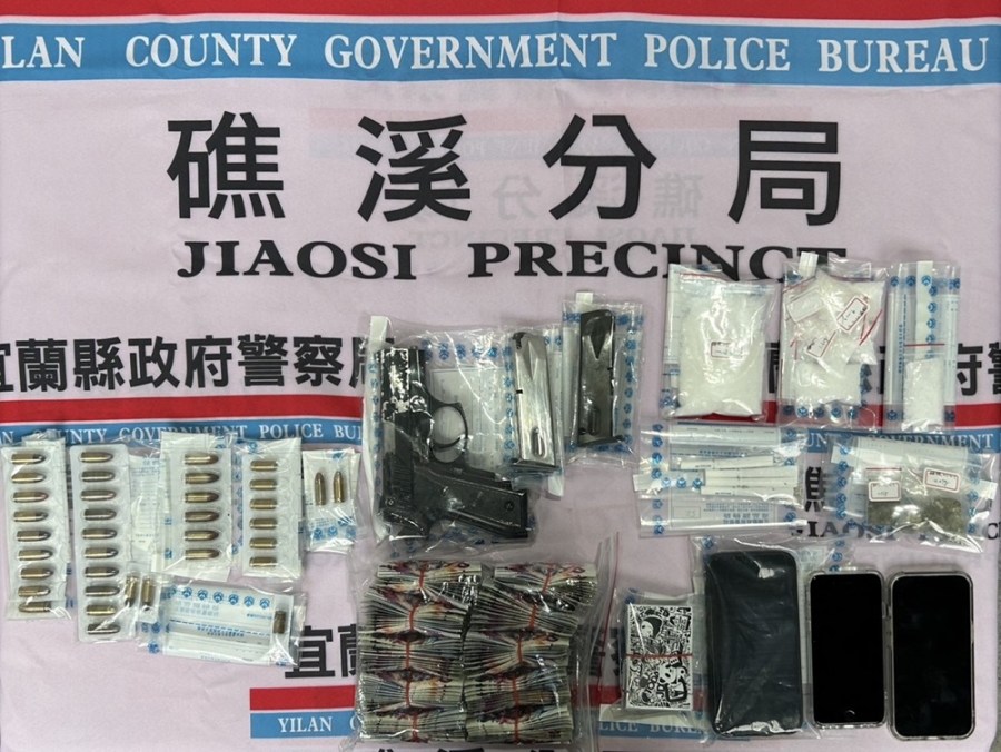 欠債8000元女友被擄 42歲債主與警駁火10槍中彈落網 214 cnews204240116a02