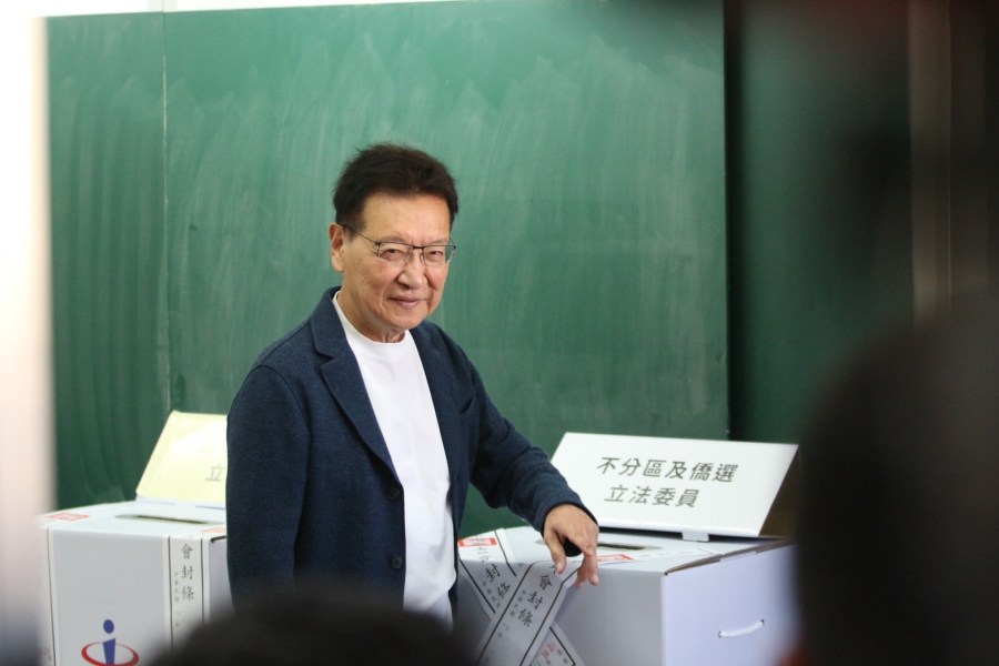「不要計較小恩小怨」 趙少康:藍白陣營要慢慢建立互信 196 「不要計較小恩小怨」 趙少康:藍白陣營要慢慢建立互信 195