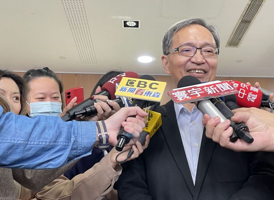 【有影】高端一過EUA馬上保密遭疑 薛瑞元回擊:不然哪天?拜拜挑吉日嗎? 184 【有影】高端一過EUA馬上保密遭疑 薛瑞元回擊:不然哪天?拜拜挑吉日嗎? 183
