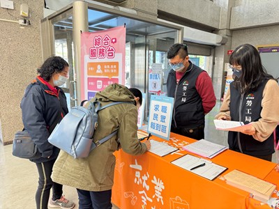 富市台中海線新春徵才 助婦女就業成功