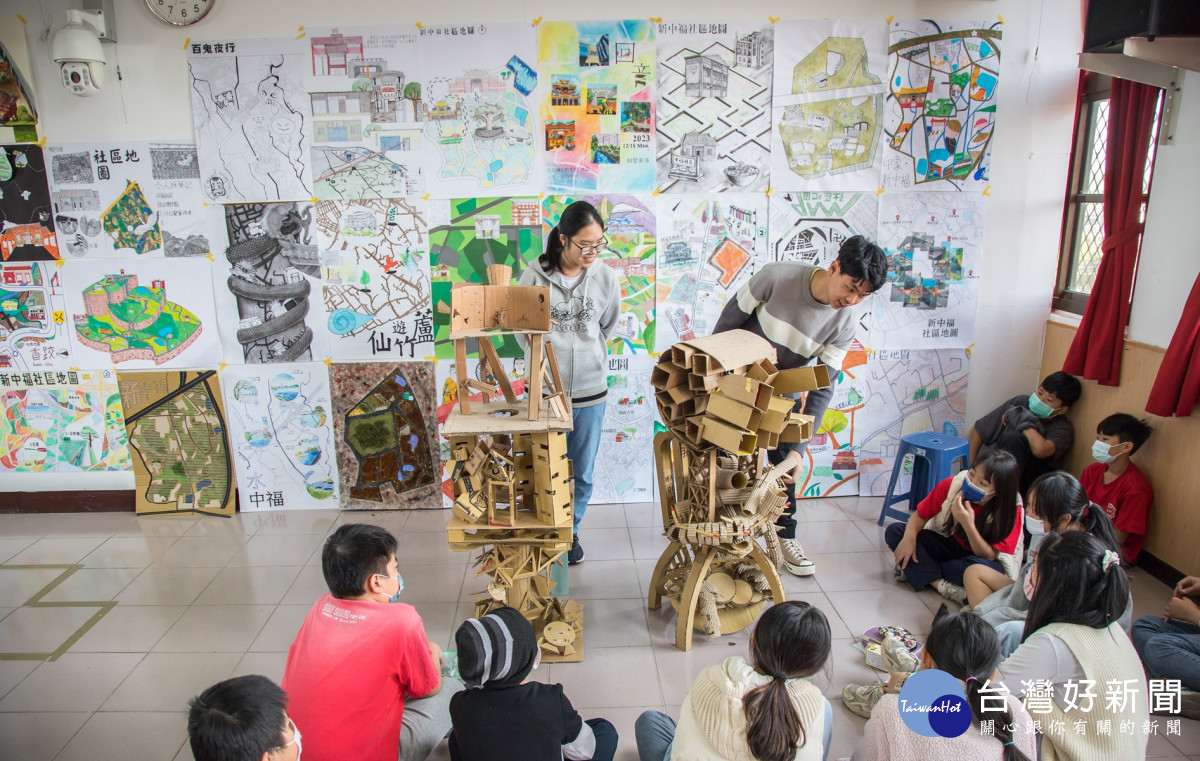 中原建築系著重建築思維永續化，學生對環境的改善與創造保有企圖心。<br /><br /> 