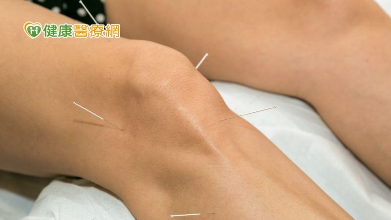 中醫也能治療「骨質疏鬆」　研究曝中西醫合併治療更能有效增加骨質！