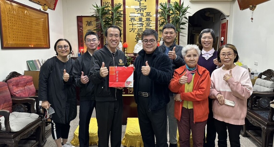 春節前夕 高雄榮服處祝賀退伍軍人社團好運「龍」總來