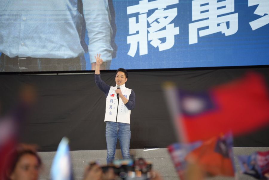 韓江配爭立院龍頭 蔣萬安:韓國瑜不管到哪都會發光 216 韓江配爭立院龍頭 蔣萬安:韓國瑜不管到哪都會發光 215