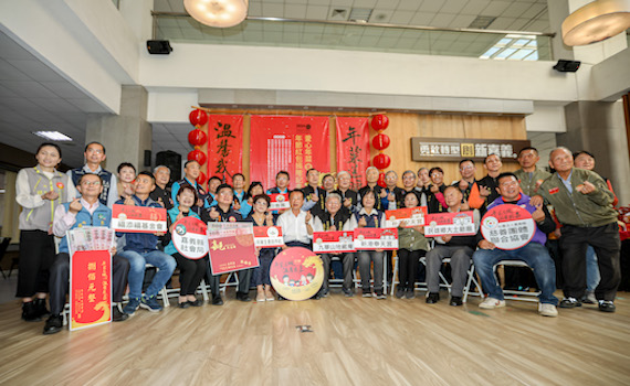 要讓弱勢家戶好過年 嘉義縣政府集民間團體合資送暖心年菜
