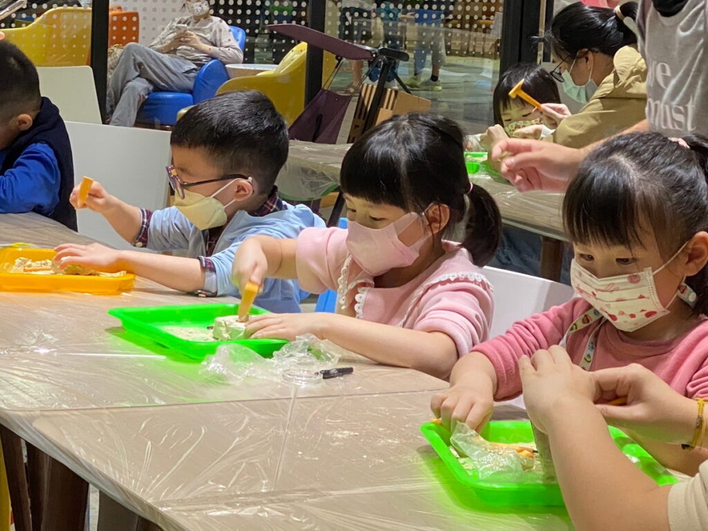 古生物挖掘體驗課程,歡迎大家來報名