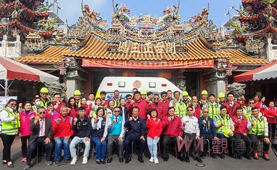 溪北六興宮號召捐贈救護車輛器材 新港在地消防效能再升級