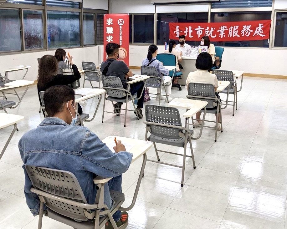 寒假工讀大集合!16家廠商釋857個缺 歡迎新鮮人、轉職踴躍覓職好過年