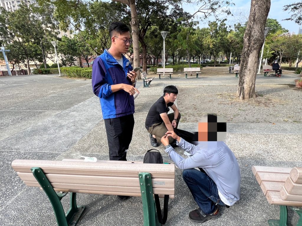 欠債鋌而走險當車手 楠梓警喬裝埋伏逮人。〈圖/記者蔡宗武翻攝〉