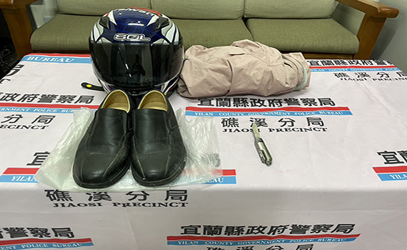 持刀搶超商 店員一動作搶匪GG了
