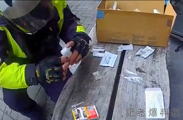 警察 闖紅燈 攔查