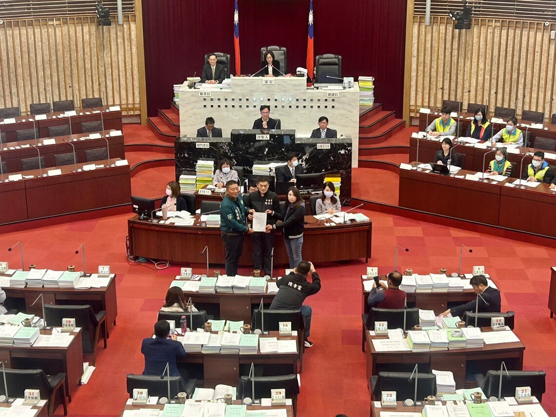 漾新聞|議會黨團協商決議改選各委員會以平息紛爭